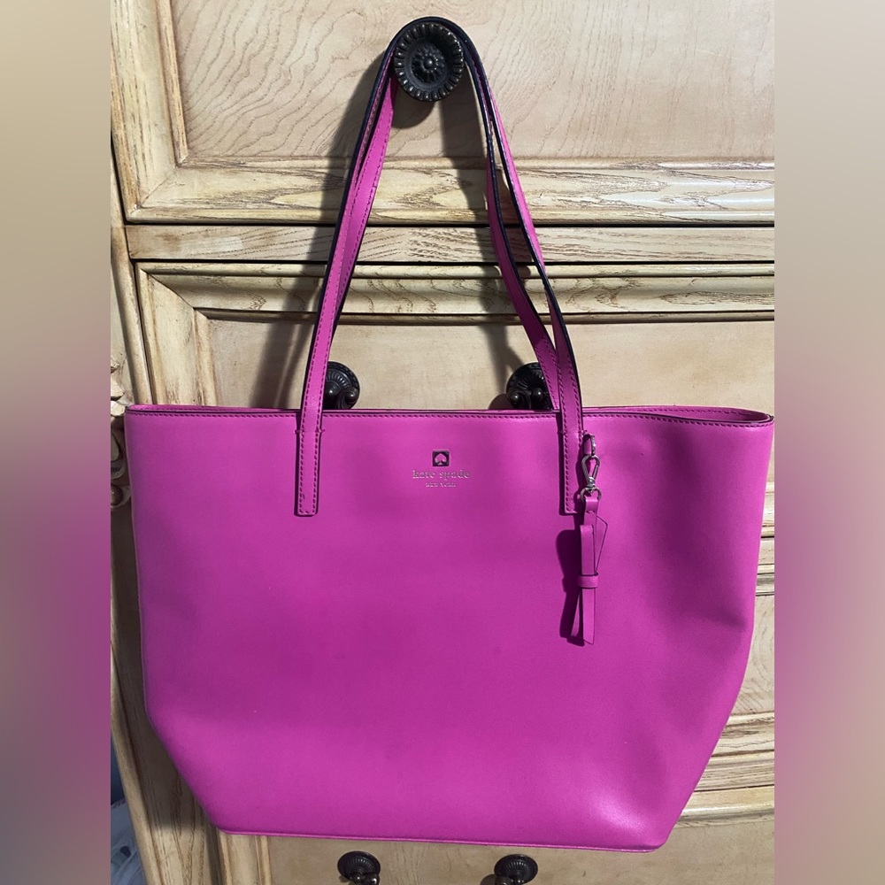 Kate Spade Tote with Matching Wallet